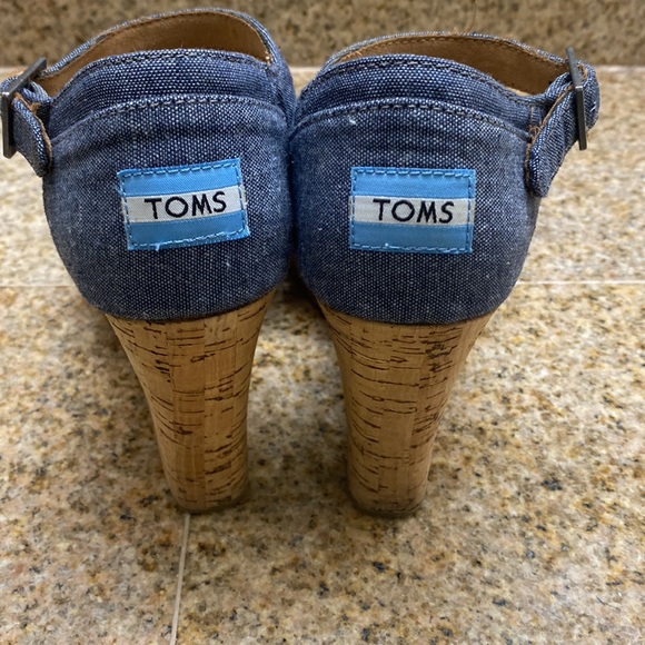 Tom's Women's Wedges - Picture 3 of 4